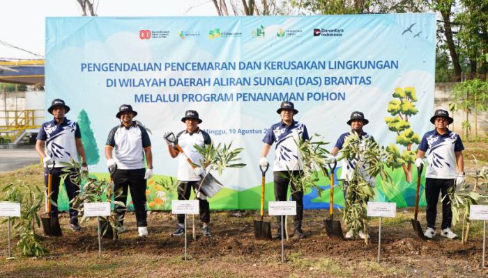 Semarak HUT Petrokimia Gresik ke-53 dan RI ke-80, Ribuan Warga Ikuti Jalan Sehat