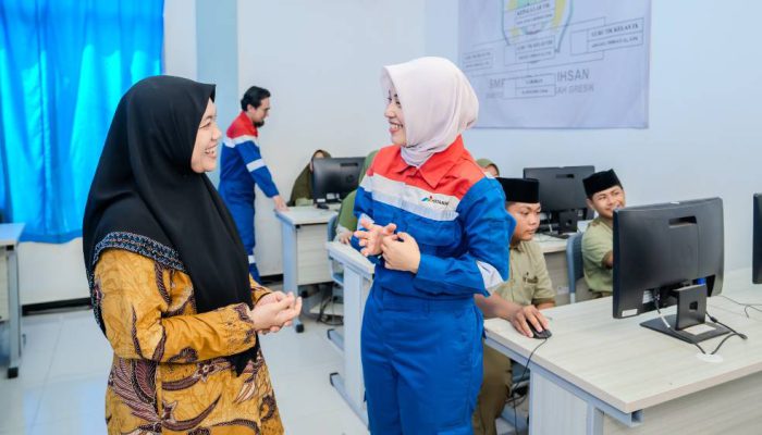 PGN Saka Tingkatkan Keterampilan Pemuda Gresik dan Digitalisasi Pendidikan Pesantren.