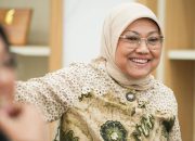 Ida Fauziyah bersama Masyarakat Tandatangani Petisi Agar Rahayu Saraswati Tetap di DPR