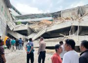 Gedung Ponpes Al Khoziny Ambruk, Puluhan Ambulans Dikerahkan untuk Evakuasi Korban