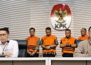 KPK Sita Uang dari Penggeledahan di Ponorogo