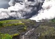 Semeru Erupsi Lagi, Masyarakat Diminta Jauhi Zona Rawan