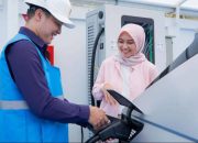 PLN Gandeng Indosat Kembangkan SPKLU Berbasis AI dan IoT