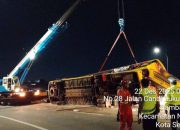 5. Kecelakaan Maut Bus Cahaya Trans di Tol Krapyak, Evakuasi Berlangsung Dramatis