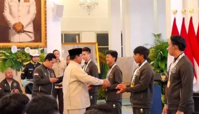 Presiden Prabowo Beri Bonus Rp465,25 Miliar kepada Atlet dan Pelatih SEA Games 2025
