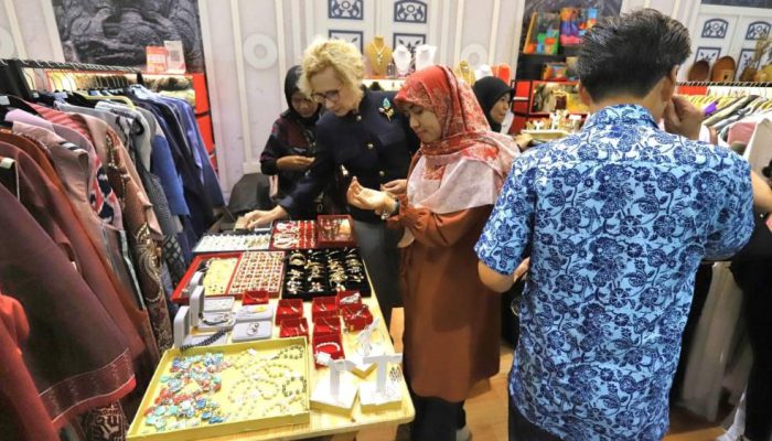 Perkuat Modal UMKM, Komisi C DPRD Jatim Dorong Skema Kredit Ramah Melalui Bank Jatim dan BPR