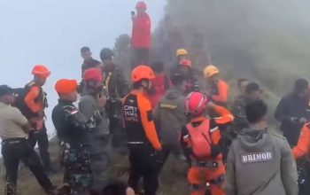 Perangkat Smartwatch Kopilot ATR 42-500 Masih Rekam Aktivitas, Tim SAR Lanjutkan Pencarian