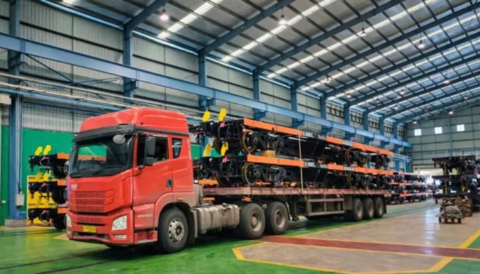 INKA Banyuwangi Kirim 60 Gerbong Datar ke Palembang, Bagian dari Kontrak 1.125 Unit