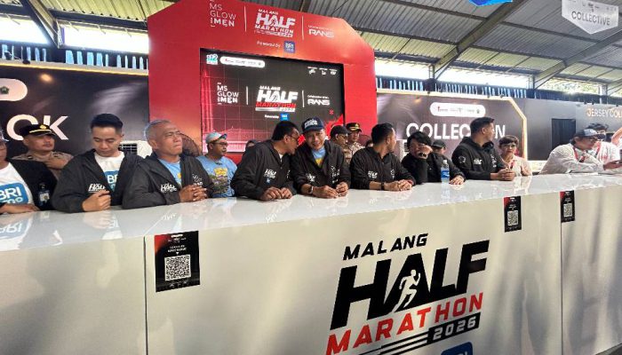 Semarak HUT ke-112 Kota Malang, Ribuan Pelari Padati Pengambilan Race Pack MS Glow For Men Half Marathon 2026