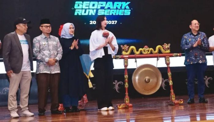 Kemenpar Luncurkan Geopark Run Series 2026/2027, Banyuwangi Jadi Tuan Rumah Perdana