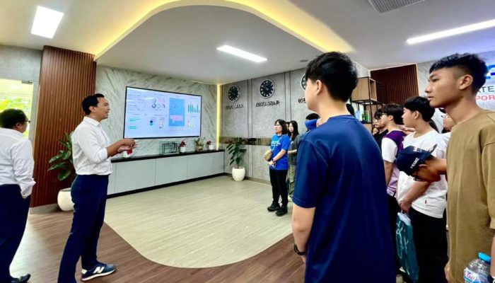 Go Internasional, Terminal Teluk Lamong Sambut Kunjungan Edukatif Queensway Secondary School Singapura