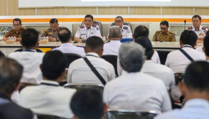 Dishub Surabaya Gandeng Kemenhub Gelar Diklat Bersertifikat bagi Juru Parkir