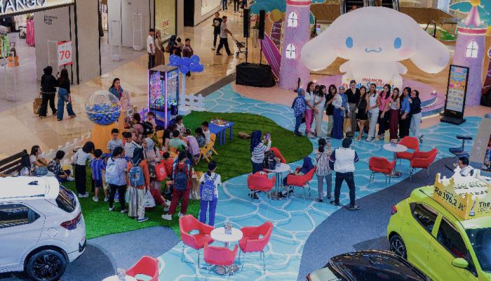 Honda Surabaya Center Rayakan Back to School dengan Pameran Mobil dan Promo Spesial di Pakuwon Mall