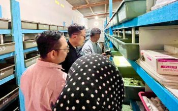 Sinergi ESG: Pelindo Terminal Petikemas dan Terminal Teluk Lamong Salurkan Bantuan Sarpras untuk 7 Kelurahan