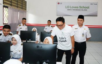 LG Perkuat Pendidikan Vokasi, Renovasi Kelas Multimedia dan Donasikan Perangkat Teknologi ke SMKN 2 Tangerang Selatan