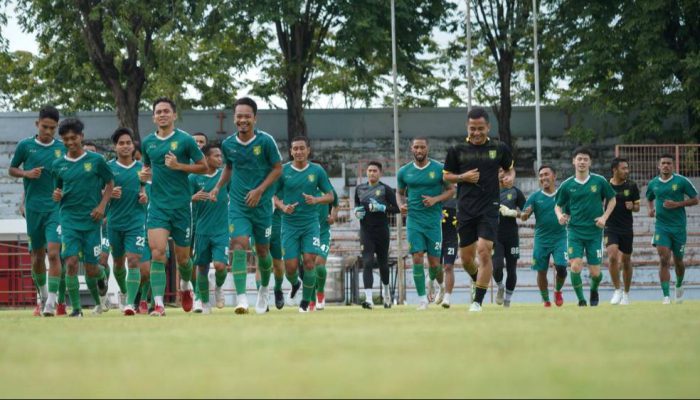 Persebaya Gelar Synergy Launching di Balai Kota Surabaya, Target Juara Super League 2026/2027